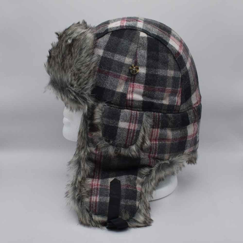 Mad Bomber Wool Blend Warm Trapper Bomber Hat Size L Red Black Grey Plaid NWT